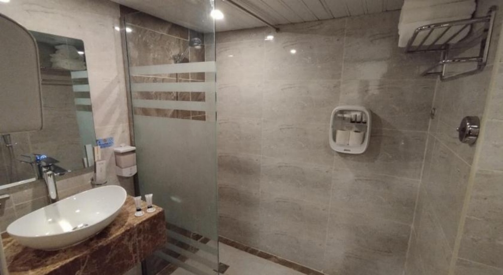 Aliqbal Hotel Image 34