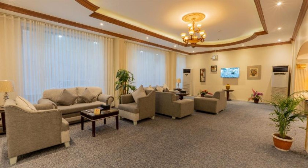 Aliqbal Hotel
