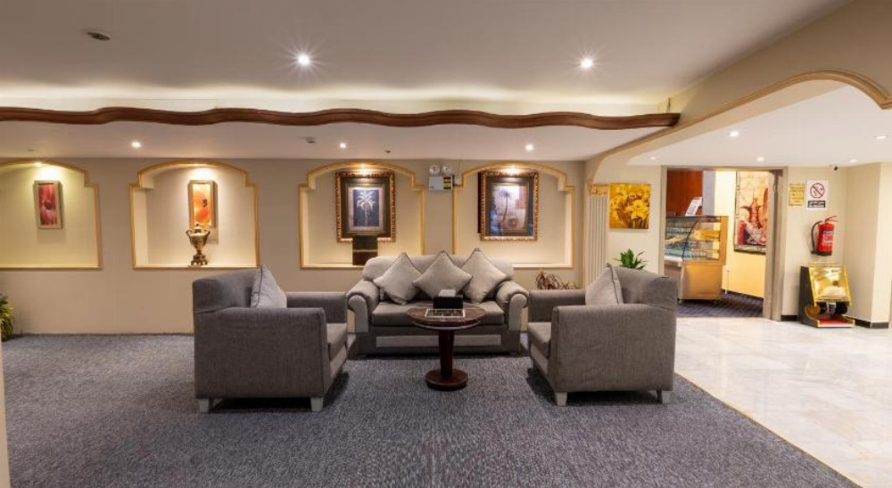Aliqbal Hotel